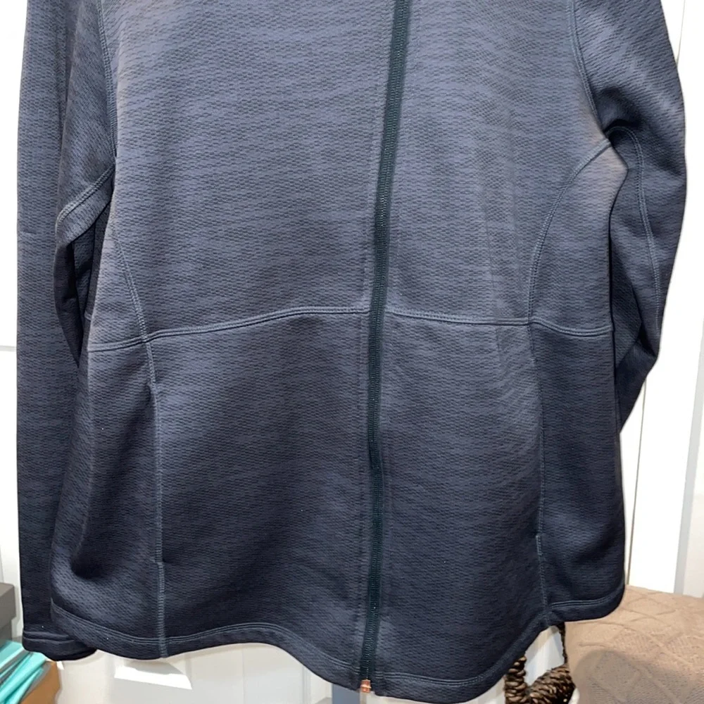 Women's Champion zippered long sleeved jacket , size XXL